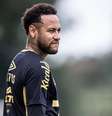 Neymar em treino no Santos, nesta sexta-feira – Fotos: Raul Baretta/ Santos FC  Foto: Jogada10