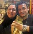 Mulher vai a bar após matar o marido com facada no peito  Foto: Reprodução/Instagram / Contigo