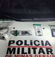 Polícia apreendeu na casa do suspeito uma arma   Foto: Divulgação/PMMG