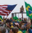 Manifestaçao bolsonarista em Copacabana, no Rio  Foto: Pedro Kirilos/Estadão / Estadão