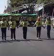 Estudantes formaram a palavra 'soberania' durante desfile de 7 de Setembro em Brasília  Foto: Reprodução/TV Brasil