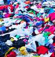 Superprodução na indústria da moda é um dos fatores que potencializa o impacto do setor no meio ambiente  Foto: Getty Images