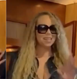Mariah Carey atende fãs em frente a hotel em São Paulo  Foto: Reprodução/Instagram @mariahcarey.com.br