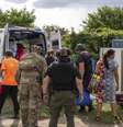 Foto de operações de evacuação, que se intensificam em regiões próximas da linha de frente, no leste da Ucrânia, como em Donetsk. Imagem de 9 de setembro de 2025.  Foto: © Alex Babenko / AP / RFI