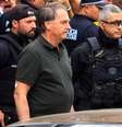O ex-presidente Jair Bolsonaro deixa o Hospital DF Star, em Brasília no domingo, 14  Foto: Wilton Junior / Estadão / Estadão