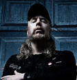 Luto! Vocalista de banda morre aos 52 anos após luta contra câncer raro  Foto: Contigo