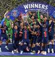 Paris Saint-Germain vem ganhando tudo na Europa. E não foi surpresa ser considerado o Top 1 entre as agremiações na temporada para a France Football  Foto:  Claudio Villa/Getty Images / Jogada10