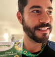 Evaristo Costa explicou a importância do cordão de girassol  Foto: Reprodução/Instagram