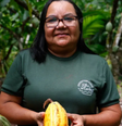 Dona Nena, na fábrica de chocolate Filha do Combu, a casa do chocolate da Dona Nena (Izete Costa), na Ilha do Combu, no Pará  Foto: Tânia Rêgo/Agência Brasil 