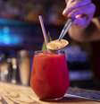 Metanol pode estar presente em bebidas adulteradas, como drinks  Foto: Freepik