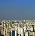 Considerado um dos principais impostos municipais, o IPTU pode ser significativo e deve ser pago anualmente  Foto: Getty Images
