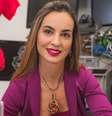 Gisele Lasserre fundou a ONG Tech Girls, que capacita artesãs para reciclar lixo eletrônico e dá aulas de programação  Foto: Divulgação/Tech Girls