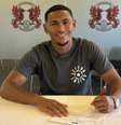 - Divulgação - Legenda: Demetri Mitchell usou o ChatGPT para negociar seu novo contrato com o Leyton Orient  Foto: Jogada10