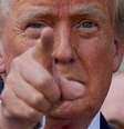 O presidente americano Donald Trump apontando para a câmera  Foto: Reuters / BBC News Brasil