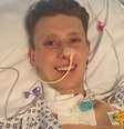 Levi Dewy tinha 20 anos quando foi diagnosticado com sepse e precisou amputar as pernas  Foto: Reprodução/Gofundme