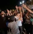 Palestinos celebram o acordo anunciado na quarta-feira  Foto: Reuters / BBC News Brasil