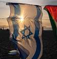 Israel e o Hamas assinaram no Egito um primeiro acordo que prevê um cessar-fogo indefinido e a libertação tanto de reféns israelenses quanto de prisioneiros palestinos  Foto: PABLO PORCIUNCULA/AFP via Getty Images / BBC News Brasil