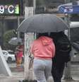 Tempo frio e chuvoso na região central de São Paulo, com termômetro marcando 19º graus, nesta sexta-feira, 10.  Foto: WILLIAN MOREIRA/ATO PRESS/ESTADÃO CONTEÚDO