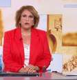 Dina Aguiar não quer se aposentar aos 72 anos, mas as jornalistas mais velhas enfrentam dificuldade de se manter no ar  Foto: Reprodução/TV