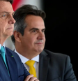 O ex-presidente Jair Bolsonaro (PL) à frente e o senador Ciro Nogueira (PP-PI) ao fundo  Foto: Marcelo Camargo/Agência Brasil