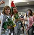 Greta Thunberg em sua chegada a Atenas após deportação por Israel  Foto: ANSA / Ansa - Brasil