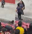 Mulher flagra traição em jogo de futebol   Foto: prReprodução/Instagram/@blogrobertoalmeida