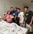 Fabíola, de 32 anos, sofreu mal súbito no trabalho e teve três paradas cardíacas  Foto: Arquivo pessoal