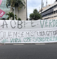 Torcedores do Flamengo protestaram na porta da CBF  Foto: Reprodução/X/Papa RubroNegro