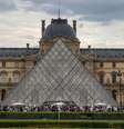 O Museu do Louvre existe desde 1793 e é o mais conhecido e visitado do mundo  Foto: Getty Images / BBC News Brasil