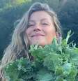 Salada favorita de Gisele Bündchen previne AVC e regula o intestino: leva óleo de abacate, beterraba e queijo de cabra e é super simples.  Foto: Reprodução/Instagram, @gisele / Purepeople