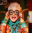No Halloween da Sephora, Lorelay Fox presta tributo a Iris Apfel  Foto: Instagram / Contigo
