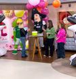Mascotes 'invadem' o Mais Você, da Globo  Foto: Reprodução/Globo