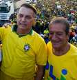 Jair Bolsonaro ao lado de Valdemar Costa Neto em ato em Brasília antes de a prisão domiciliar do ex-presidente ser decretada  Foto: Wilton Júnior/Estadão / Estadão
