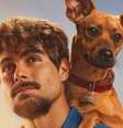 Do Brasil para o mundo: o longa ganhou repercussão internacional, incluindo um vídeo viral de um cão tailandês assistindo atentamente à trama – Divulgação/Netflix  Foto: Giro 10