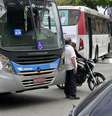 Na tarde de terça, 28, ônibus foram usados para fechar vias da cidade do Rio de Janeiro  Foto:  EGBERTO RAS/ENQUADRAR/ESTADÃO CONTEÚDO