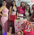 Influenciadora Daiana Perez, de 33 anos, viralizou na internet após confundir policiais militares, que cumpriam uma ocorrência por som alto, com dançarinos eróticos  Foto: Reprodução/Instagram