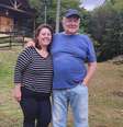 Bianca Lamenha e o marido, Gustavo Pitta, são os donos da queijaria em Itamonte (MG)  Foto: Marcela Ferreira/Terra