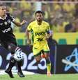  Foto: Vitor Silva/Botafogo - Legenda: Newton teve outra partida ruim pelo Botafogo / Jogada10