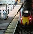 Atentado ocorreu em trem que viajava de Doncaster a Londres  Foto: ANSA / Ansa - Brasil