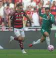 Palmeiras e Flamengo decidem Libertadores e Brasileirão até o final desta temporada.  Foto: Pedro Kirilos/Estadão / Estadão