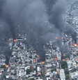 Imagens de drones mostram incêndio provocado por barricadas em megaoperação no RJ  Foto: Divulgação/Governo do RJ