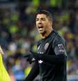  Foto: Johnnie Izquierdo/Getty Images - Legenda: Luis Suárez vai desfalcar o Inter Miami na partida decisiva no próximo sábado (8) / Jogada10