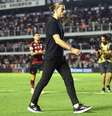  Foto: Gilvan de Souza / Flamengo - Legenda: Filipe Luís responde sobre erros técnicos na equipe do Flamengo / Jogada10