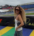 Julia Rodrigues, apontada como affair de Hamilton, marca presença em Interlagos  Foto: Reprodução/Instagram