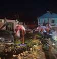 Ao menos quatro pessoas morreram e outras 125 ficaram feridas, sendo 30 em estado moderado ou grave, após a passagem de um tornado na região centro-oeste no Paraná, na tarde desta sexta-feira,  Foto: Corpo de Bombeiros PR / Divulgação / Estadão