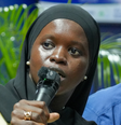 Aminata E. Sanyang é uma jornalista premiada baseada na Gâmbia, país da África Ocidental  Foto: Mariana Castaño/10 Billion Solutions