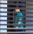 Jair Bolsonaro em sua casa, onde cumpre prisão domiciliar  Foto: Wilton Júnior/Estadão / Estadão