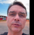 Flávio Bolsonaro (PL-RJ) em convocação a uma vigília em frente ao condomínio do ex-presidente  Foto: Reprodução/X