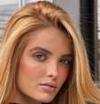 Ex-atriz mirim do SBT Giovanna Chaves, com 53kg, reage após crítica por uso de Mounjaro para emagrecer: 'Corpo é meu'.  Foto: Reprodução/Instagram, @giovannachaves / Purepeople