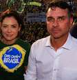 O senador Flávio Bolsonaro e a ex-primeira dama Michelle Bolsonaro   Foto: Wilton Junior / Estadão / Estadão